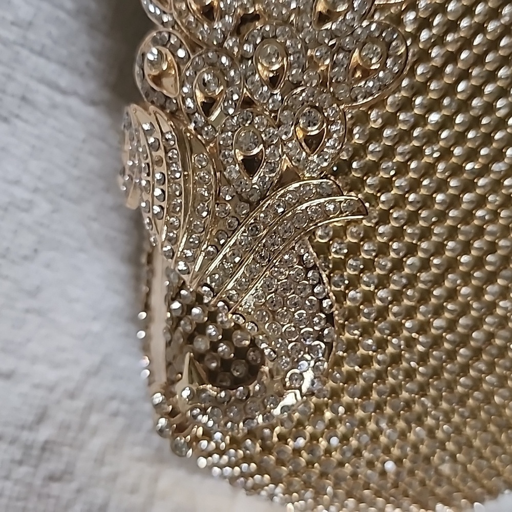 Clutch - Picture 8 of 10